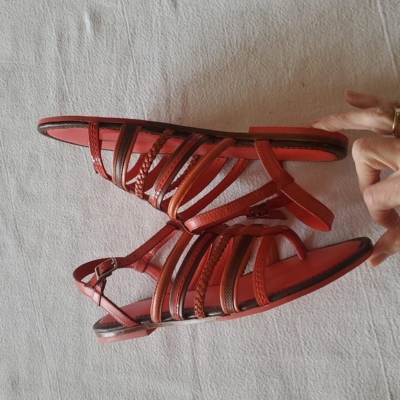 Cole Haan Strappy Thong Adjustable Sz. 7 Sandals - Picture 3 of 8